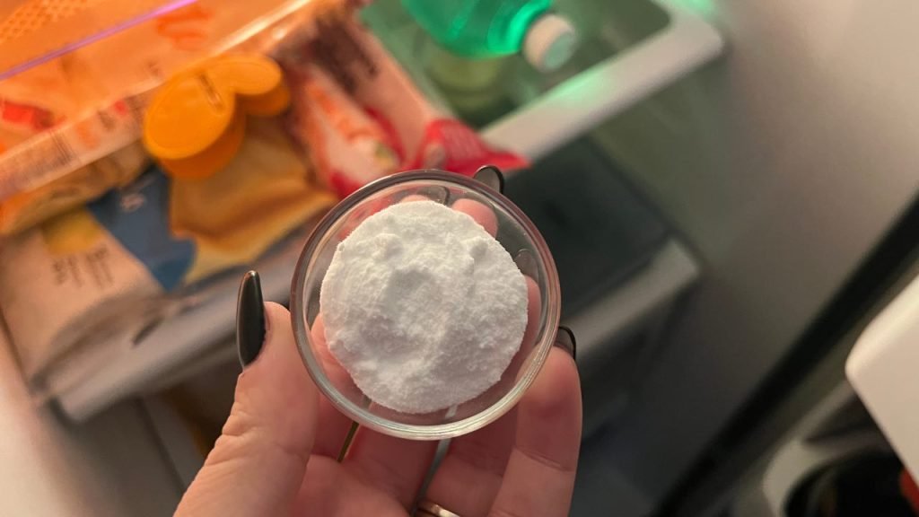 Du bicarbonate de soude au réfrigérateur, laissez-le toute la nuit – vous ne croirez pas aux résultats du lendemain