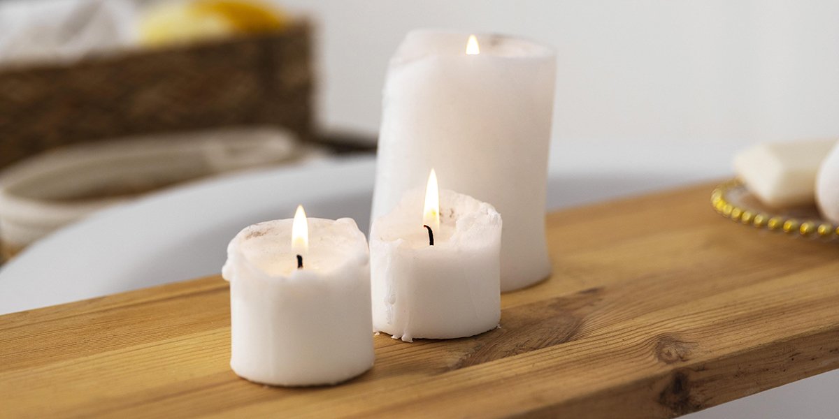 Comment supprimer une tache de cire sur du bois sans l&rsquo;abîmer ? 6 trucs et astuces !