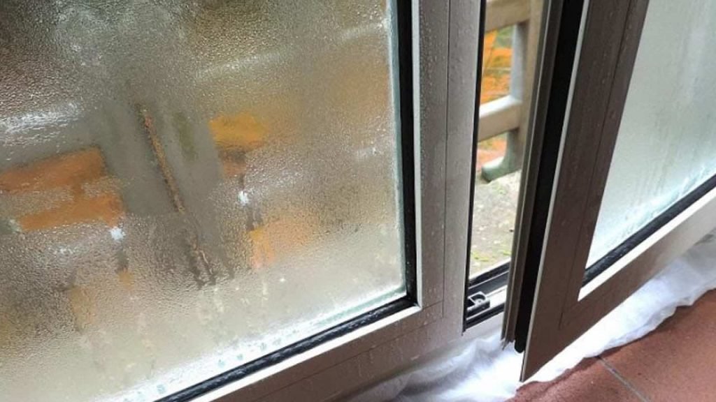 Condensation sur les fenêtres, avec 50 centimes vous résolvez ce problème très ennuyeux