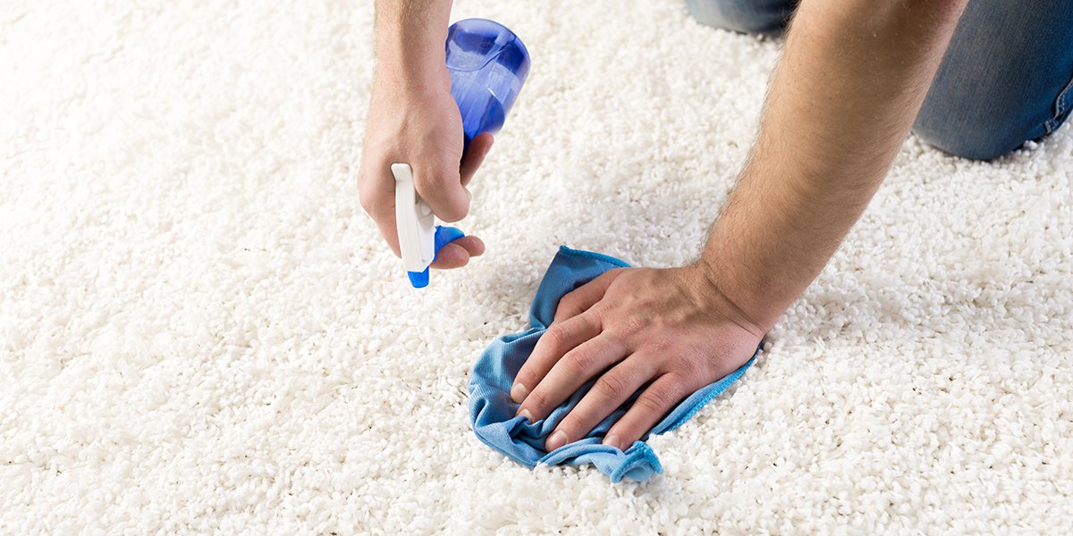 7 astuces efficaces pour supprimer les mauvaises odeurs d&rsquo;un tapis !