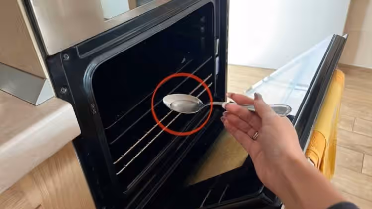 Parfumez votre maison avec le four : il suffit de peu pour le faire