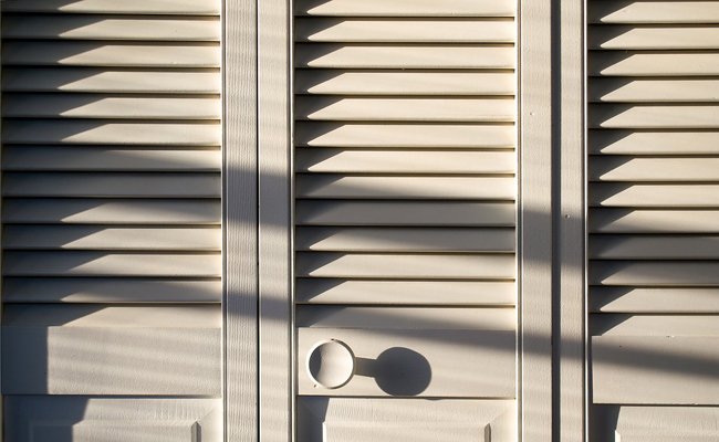 Humidité dans les placards : nos trucs et astuces pour régler le problème