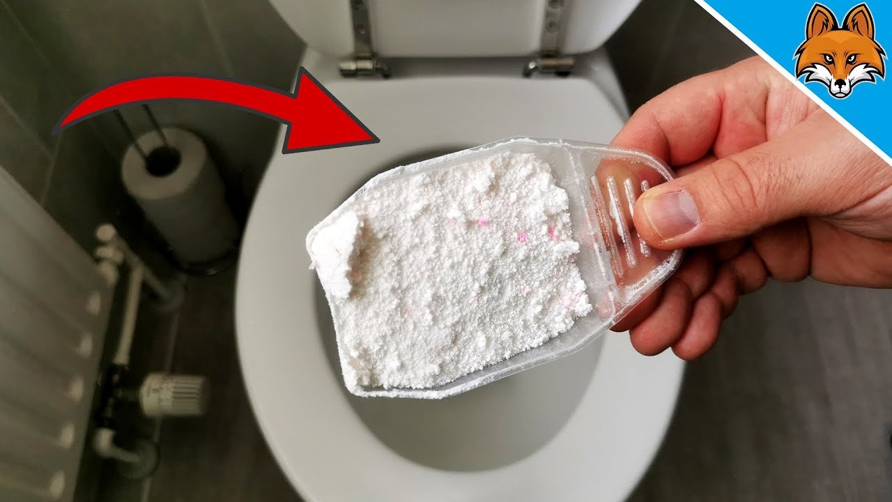 Jetez de la POUDRE À LAVAGE dans vos toilettes et REGARDEZ CE QUI SE PASSE