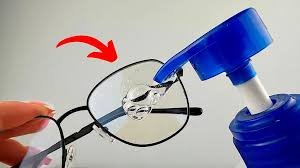 Les propriétaires des magasins d&rsquo;optique nous le cachent ! Maquillage incroyable avec des lunettes