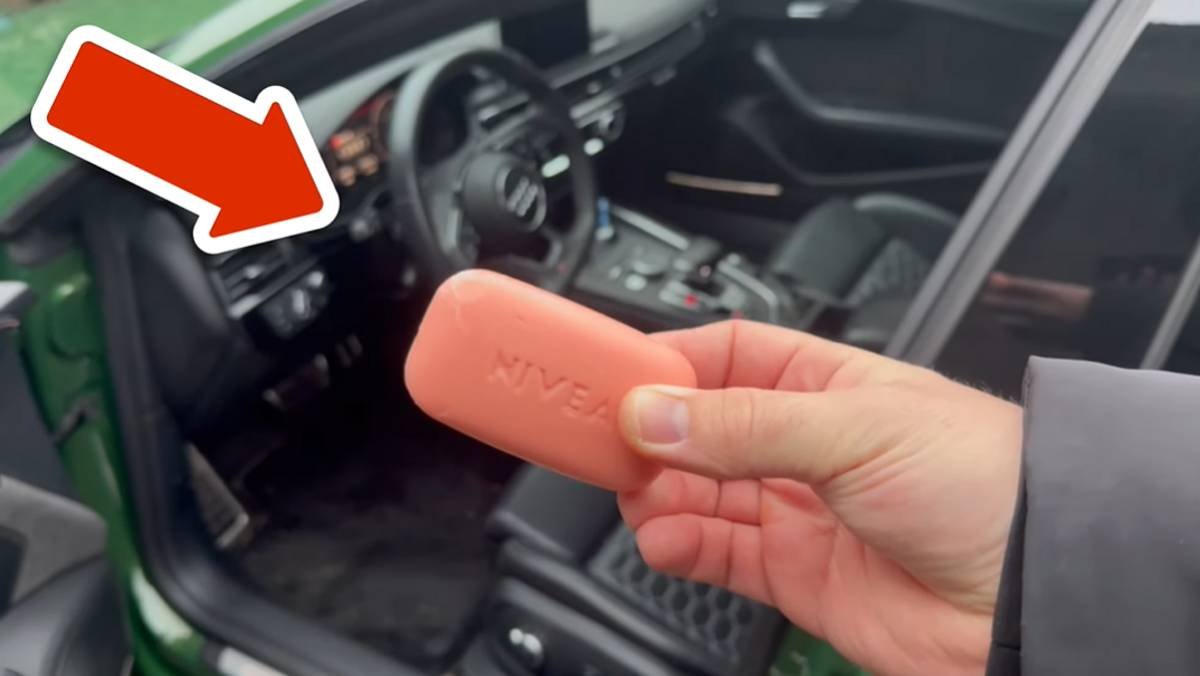 C&rsquo;EST POURQUOI tout le monde devrait avoir du savon dans la voiture💥(Astuce de génie)🤯