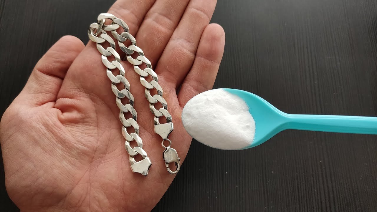 Les bijoutiers ne le diront pas ! CECI restaure complètement la brillance en 1 minute