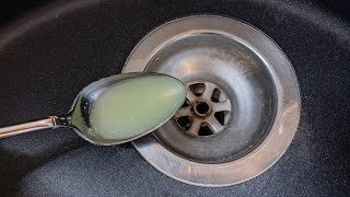 Juste 1 cuillère à soupe et le drain n&rsquo;est jamais bouché. L&rsquo;odeur disparaît complètement