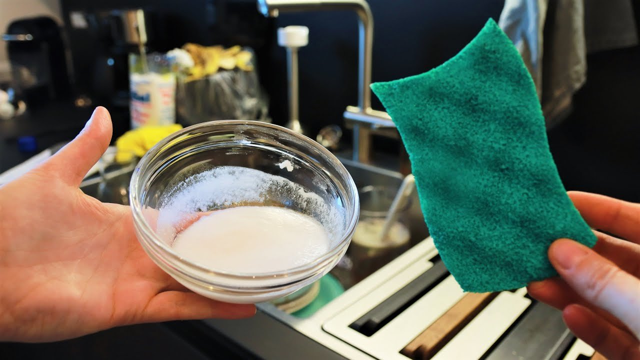 Le nettoyant magique qui fait briller toute la maison ! Economique et écologique