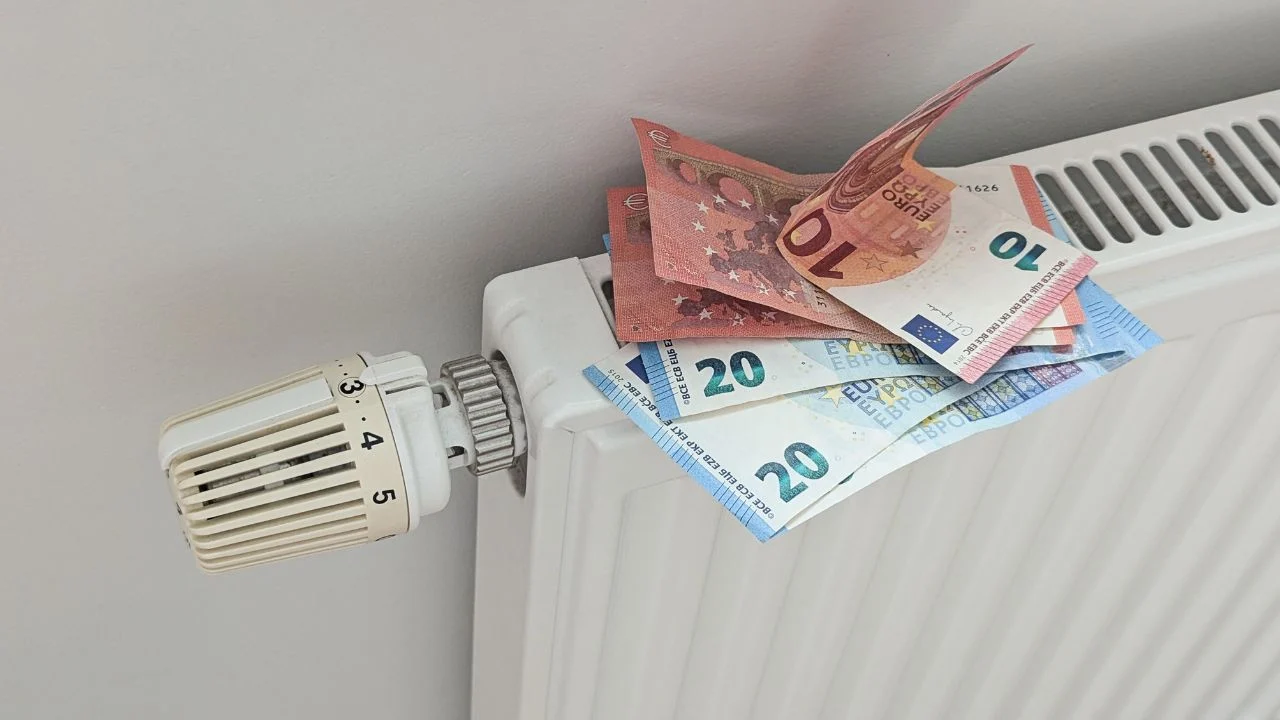 🔥 Chauffage et factures : 10 astuces simples pour réduire vos dépenses avant l&rsquo;hiver 2026
